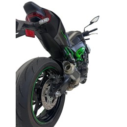 Silencieux Termignoni racing CARBONE  pour Kawasaki Z 900 2024-2025, vue moto 3/4 arrière Silencieux Termignoni racing CARBONE  pour Kawasaki Z 900 2024-2025, vue moto 3/4 arrière