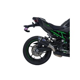 Silencieux homologué Euro5+ Titane Noir pour Kawasaki Z900 2024-2026, vue demi-moto arrière droit